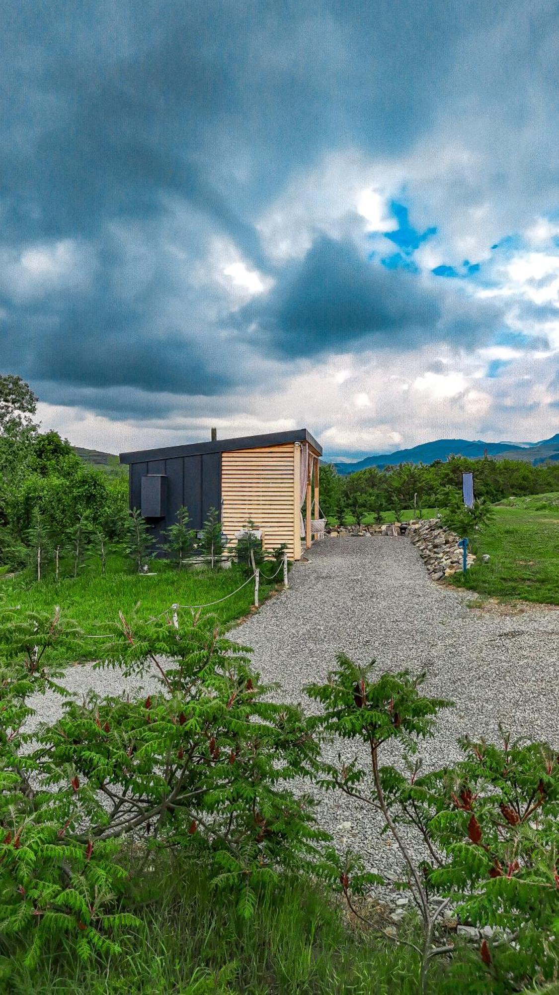Kubiq Transalpina Villa Petresti Exterior foto